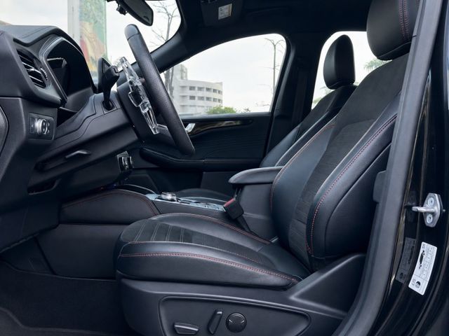 Kuga  250 AWD  ST-Line X 原鈑  Co-Pilot360・AWD四驅旗艦・B&O音響  第8張相片