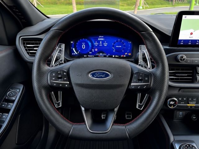 Kuga  250 AWD  ST-Line X 原鈑  Co-Pilot360・AWD四驅旗艦・B&O音響  第10張相片