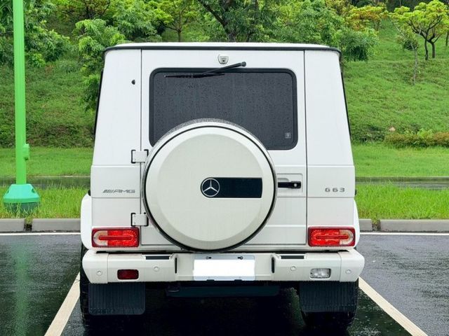 G63 AMG 原鈑 大滿配稀有ACC跟車、HK環繞音響、盲點  第4張相片