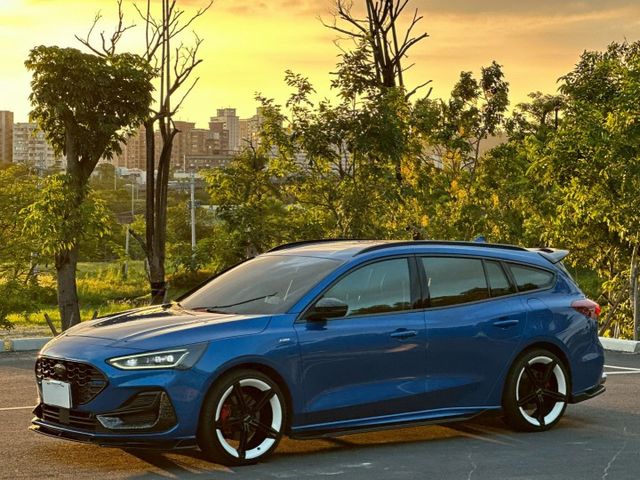 Focus Wagon ST-Line V版  原鈑   里程極低   原廠保固至2029(3+3加值型保固)  第1張相片