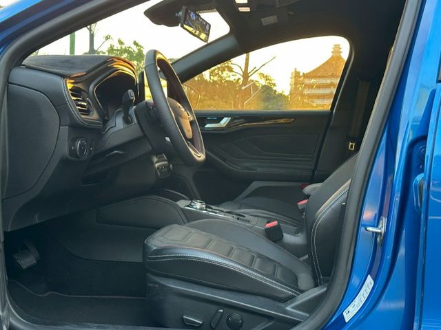 Focus Wagon ST-Line V版  原鈑   里程極低   原廠保固至2029(3+3加值型保固)  第7張相片