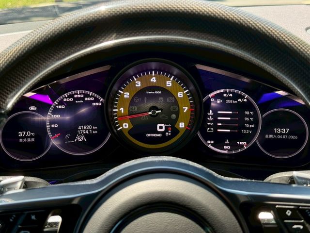 Cayenne Coupe 原鈑  低里程  配備升級多ACC跟車、盲點  第12張相片