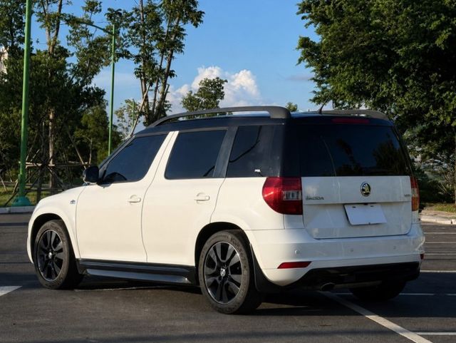 Yeti Monte Carlo特仕版   便宜都會小休旅  大空間進口安全很加分  第2張相片