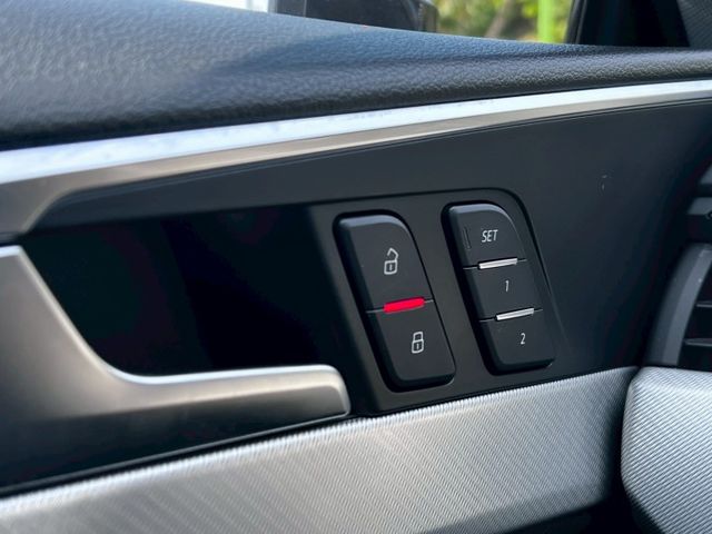 A5 Sportback 45TFSI  Quattro 原鈑  帥氣四門斜背造型  第12張相片