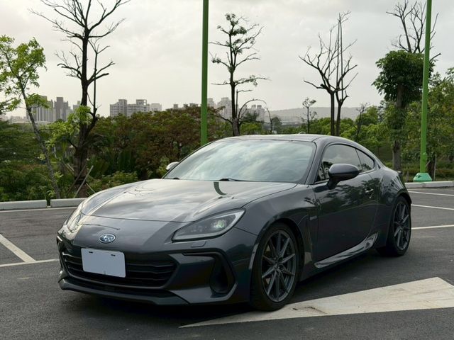 BRZ 原鈑漂亮車  雙門熱血小跑車  自排配智慧駕駛輔助系統安全更加分  第1張相片