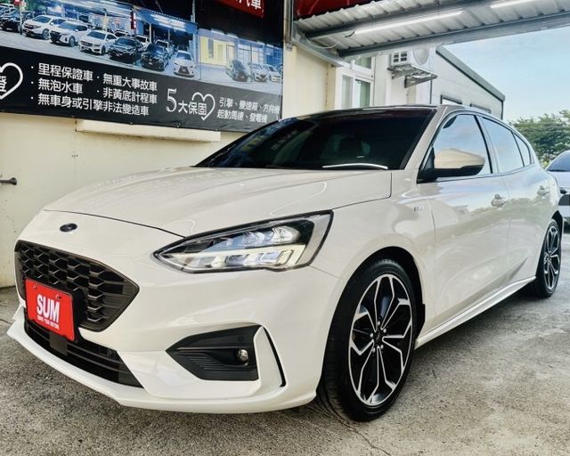 潔承汽車｜FOCUS｜1.5｜ST-line｜渦輪增壓｜原鈑件｜YES認證  第2張相片