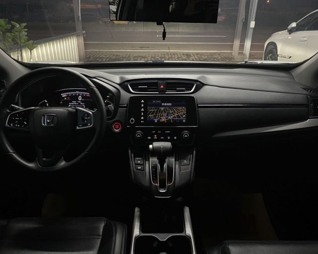 潔承汽車｜CR-V｜1.5｜渦輪增壓｜小排量大馬力｜省稅｜實跑12.4萬公里｜可認證  第16張相片