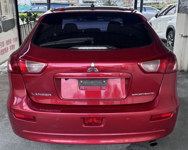 潔承汽車｜Lancer Sportback｜1.8｜日本原裝｜吸睛美型｜省稅｜原鈑件｜YES認證  第4張相片