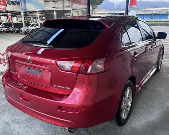 潔承汽車｜Lancer Sportback｜1.8｜日本原裝｜吸睛美型｜省稅｜原鈑件｜YES認證  第6張相片
