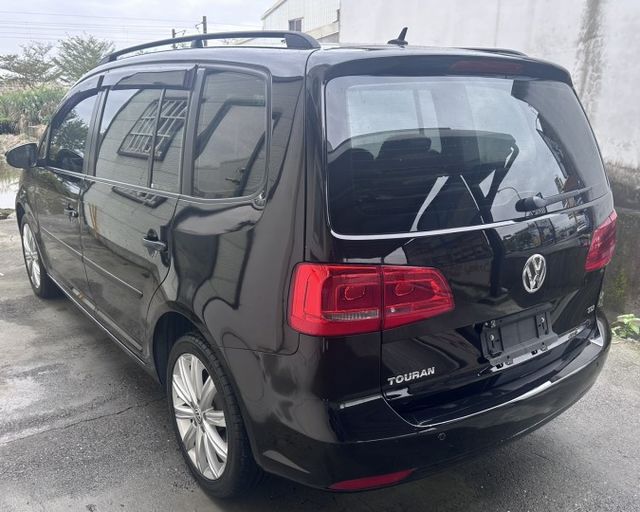 潔承汽車｜TOURAN｜1.6｜柴油｜7人座｜只跑11萬｜可認證  第4張相片