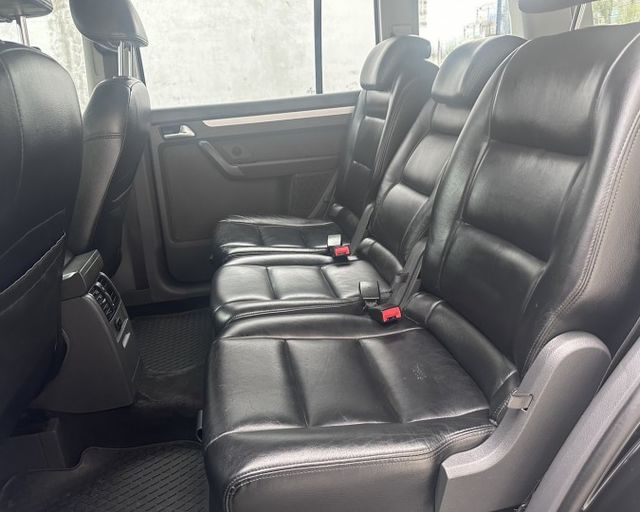 潔承汽車｜TOURAN｜1.6｜柴油｜7人座｜只跑11萬｜可認證  第11張相片