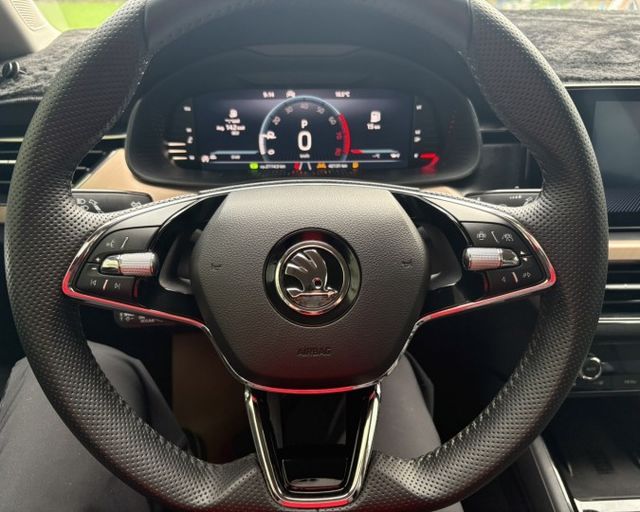 潔承汽車｜2022｜Kamiq｜1.0｜豪華動能版｜ACC跟車｜原鈑件｜只跑4萬2｜可認證  第8張相片