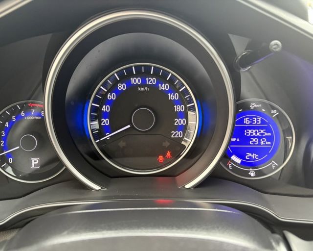 潔承汽車｜2016｜FIT｜1.5｜小車大空間｜安卓機｜衛星導航｜倒車顯影｜原鈑件｜只跑13萬9｜已認證  第9張相片