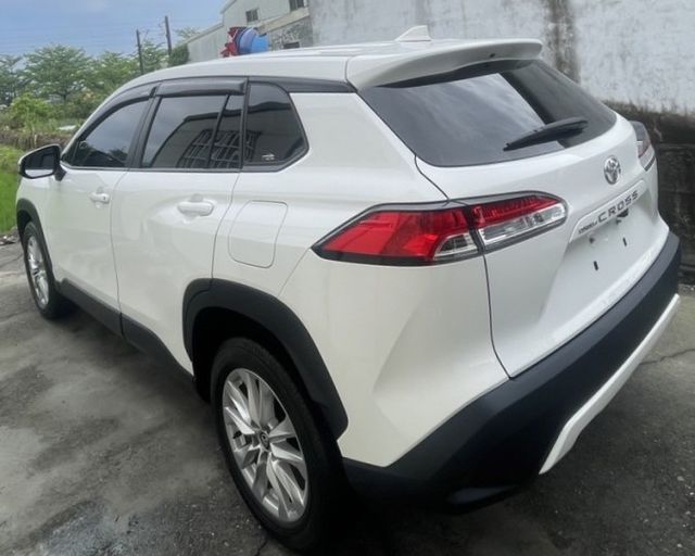 潔承汽車｜Corolla Cross｜1.8｜豪華版｜大空間｜全車原鈑件｜只跑7萬2｜已認證  第4張相片