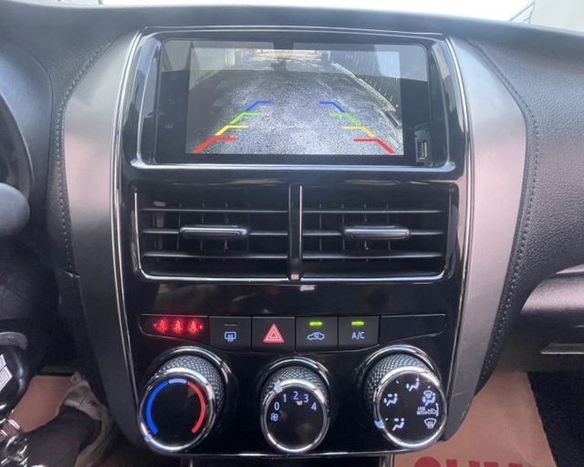 潔承汽車｜YARIS｜1.5｜保值小車｜車美無事故｜實跑6.2萬公里｜已認證  第5張相片