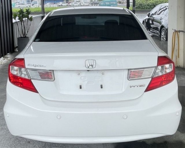 潔承汽車｜2016｜CIVIC｜9.5代｜1.8｜VTi-S版｜天窗｜安卓主機｜HID頭燈｜只跑7.2萬｜YES認證  第3張相片