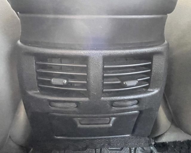 潔承汽車｜IS250｜2.5｜自然進氣｜208HP大馬力｜天窗｜i key免鑰｜電動椅｜全車原鈑件｜YES認證  第15張相片
