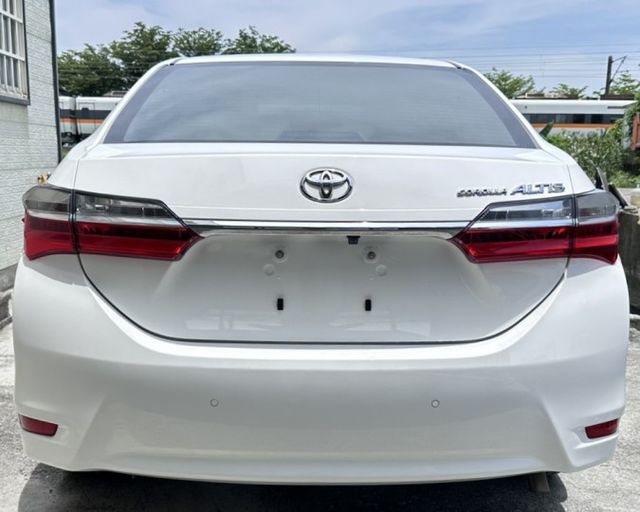 潔承汽車｜2017｜ALTIS｜1.8｜I KEY｜影音導航｜實跑12.7萬｜已認證  第3張相片