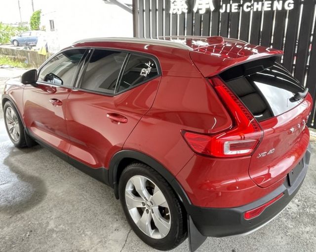 潔承汽車｜2018｜XC40｜2.0｜T4｜Momentum版｜YES認證  第4張相片