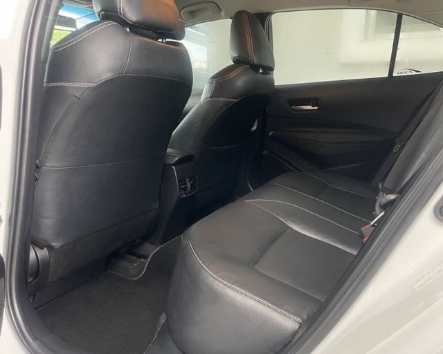 潔承汽車｜ALTIS｜1.8｜12代｜汽油｜免鑰匙｜安卓機｜認證車｜只跑5萬｜原廠保固中  第14張相片