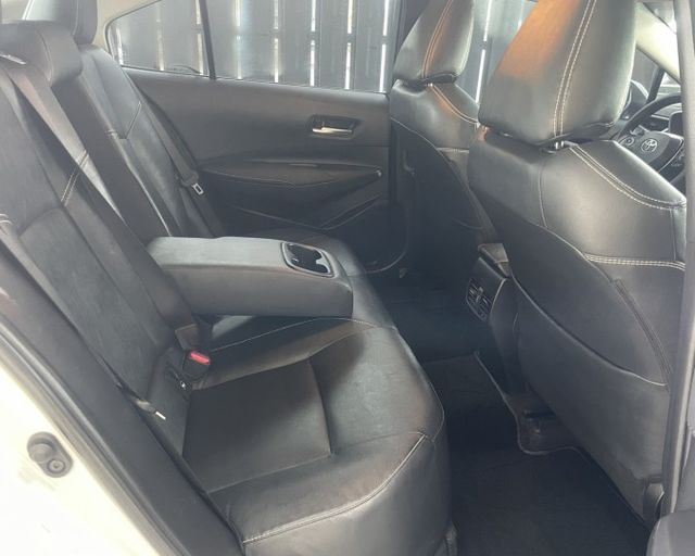 潔承汽車｜ALTIS｜1.8｜12代｜汽油｜免鑰匙｜安卓機｜認證車｜只跑5萬｜原廠保固中  第17張相片