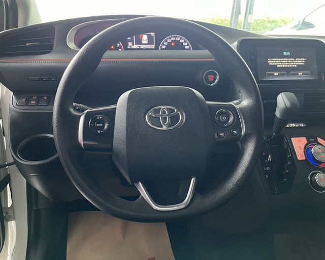 潔承汽車｜SIENTA｜1.8｜豪華版版｜5人座｜I key免鑰｜安卓機｜衛星導航｜倒車顯影｜原鈑件｜已認證  第8張相片