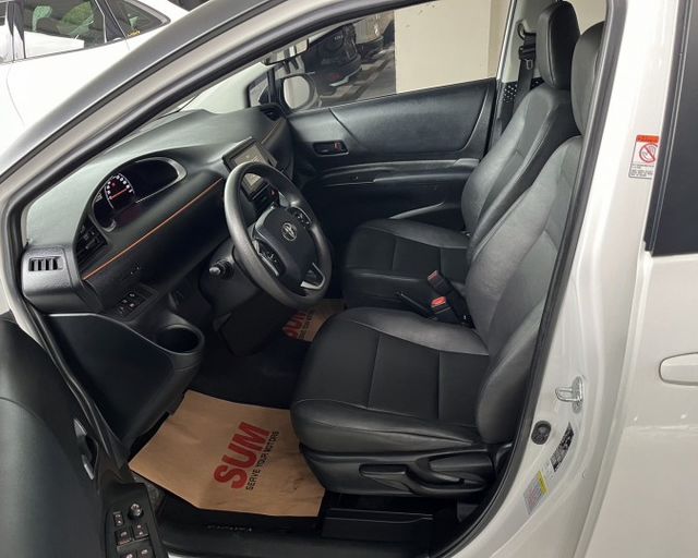 潔承汽車｜SIENTA｜1.8｜豪華版版｜5人座｜I key免鑰｜安卓機｜衛星導航｜倒車顯影｜原鈑件｜已認證  第10張相片