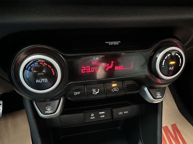 潔承汽車｜Picanto｜1.2｜GT-Line｜免鑰匙｜原鈑件｜實跑9萬｜已認證  第11張相片