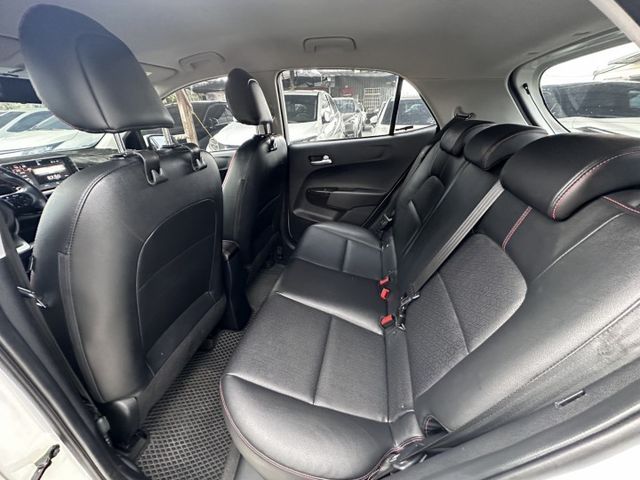 潔承汽車｜Picanto｜1.2｜GT-Line｜免鑰匙｜原鈑件｜實跑9萬｜已認證  第18張相片