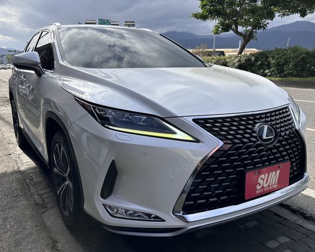 潔承汽車｜RX300｜2.0｜頂級版｜小改款｜衛星導航｜ACC跟車｜電動尾門｜原鈑件｜僅跑11萬5｜認證車  第2張相片