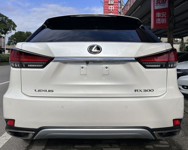 潔承汽車｜RX300｜2.0｜頂級版｜小改款｜衛星導航｜ACC跟車｜電動尾門｜原鈑件｜僅跑11萬5｜認證車  第3張相片