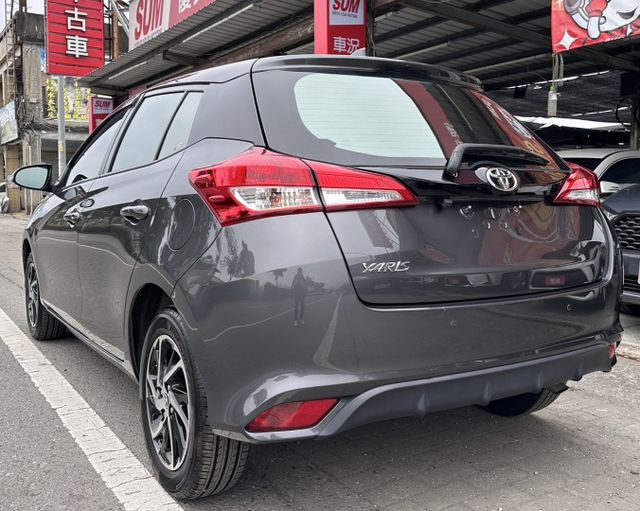 潔承汽車｜Yaris｜1.5｜衛星導航｜倒車顯影｜Apple CarPlay｜僅跑5萬2｜認證車  第4張相片