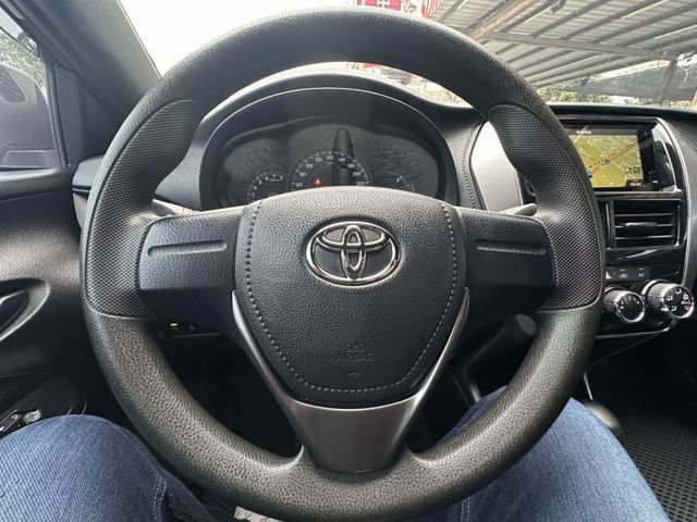 潔承汽車｜Yaris｜1.5｜衛星導航｜倒車顯影｜Apple CarPlay｜僅跑5萬2｜認證車  第8張相片