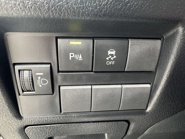 潔承汽車｜Yaris｜1.5｜衛星導航｜倒車顯影｜Apple CarPlay｜僅跑5萬2｜認證車  第10張相片