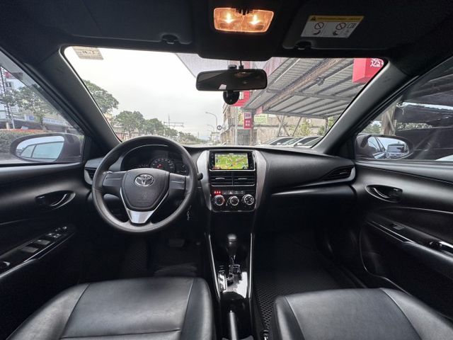潔承汽車｜Yaris｜1.5｜衛星導航｜倒車顯影｜Apple CarPlay｜僅跑5萬2｜認證車  第16張相片