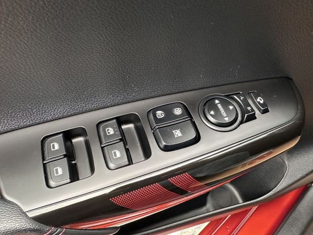 潔承汽車｜Picanto｜1.2｜GT-Line｜免鑰匙｜原鈑件｜實跑8萬1｜已認證  第12張相片