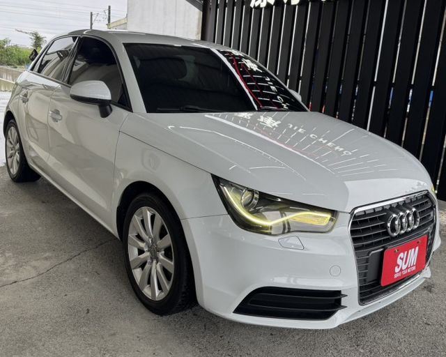潔承汽車｜A1｜Sportback｜1.4｜倒車顯影｜換檔快撥｜原鈑件｜僅跑12.2萬｜認證車  第2張相片