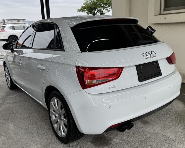 潔承汽車｜A1｜Sportback｜1.4｜倒車顯影｜換檔快撥｜原鈑件｜僅跑12.2萬｜認證車  第4張相片