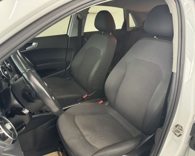 潔承汽車｜A1｜Sportback｜1.4｜倒車顯影｜換檔快撥｜原鈑件｜僅跑12.2萬｜認證車  第8張相片