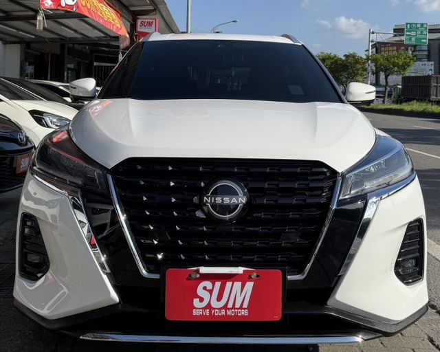 潔承汽車｜KICKS｜1.6｜旗艦版｜原廠影音｜360度環景｜CarPlay｜原鈑件｜僅跑2萬6｜認證車  第1張相片