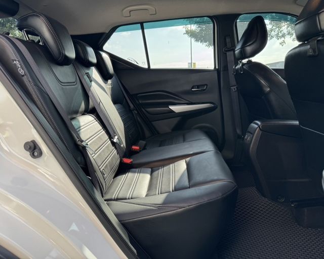 潔承汽車｜KICKS｜1.6｜旗艦版｜原廠影音｜360度環景｜CarPlay｜原鈑件｜僅跑2萬6｜認證車  第13張相片