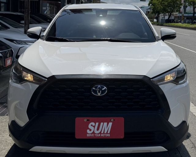 潔承汽車｜Corolla Cross｜Hybrid｜豪華版｜1.8｜安卓主機｜原鈑件｜僅跑4萬5｜認證車  第1張相片