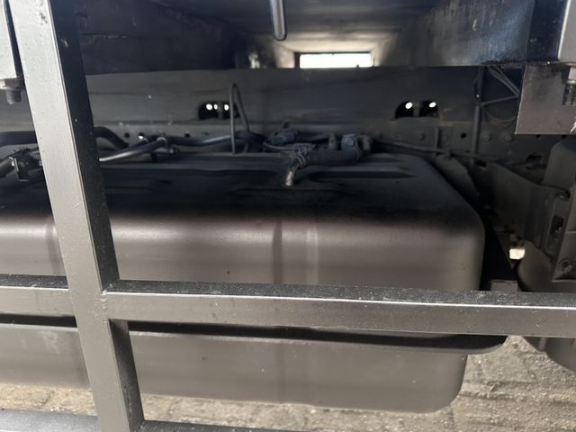 潔承汽車｜堅達｜四期｜11尺半｜柴油｜3.0｜手排｜升降尾門｜原鈑件｜只跑13萬｜YES認證  第16張相片