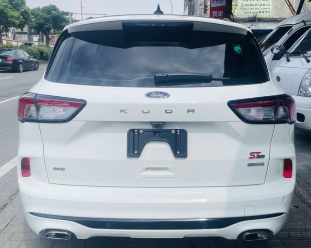 潔承汽車｜KUGA｜2.0｜ST-Line｜AWD｜全景天窗｜盲點偵測｜B&O音響｜ACC跟車｜僅跑8萬7｜認證車  第3張相片