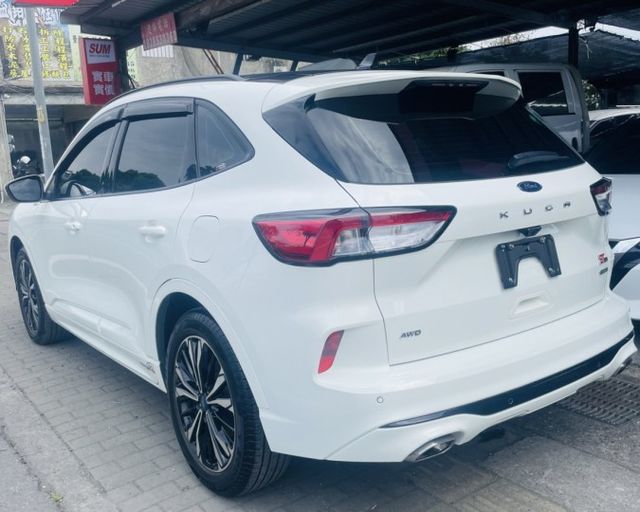 潔承汽車｜KUGA｜2.0｜ST-Line｜AWD｜全景天窗｜盲點偵測｜B&O音響｜ACC跟車｜僅跑8萬7｜認證車  第4張相片