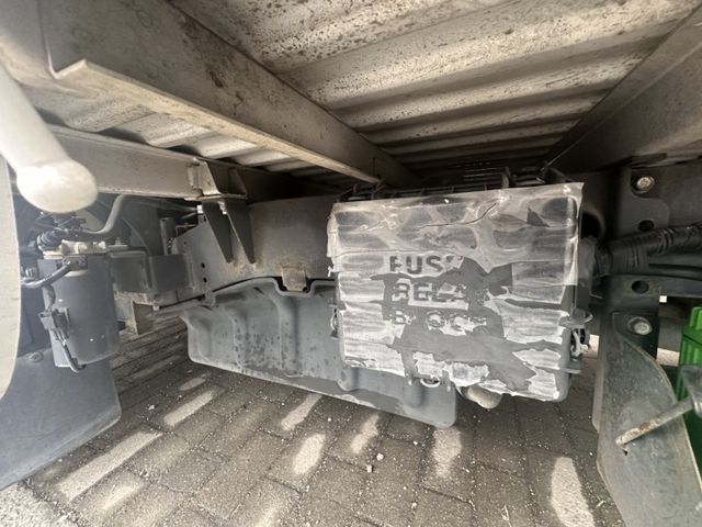 潔承汽車｜卡旺｜K2500｜單廂｜柴油｜2.5｜手排｜三面棚布｜原鈑件｜只跑6萬7｜認證車  第8張相片