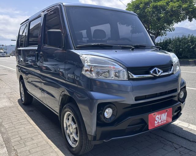 潔承汽車｜菱利｜A180｜1.5｜原廠8人座｜自排｜盲點偵測｜原鈑件｜僅跑8萬3｜認證車  第2張相片