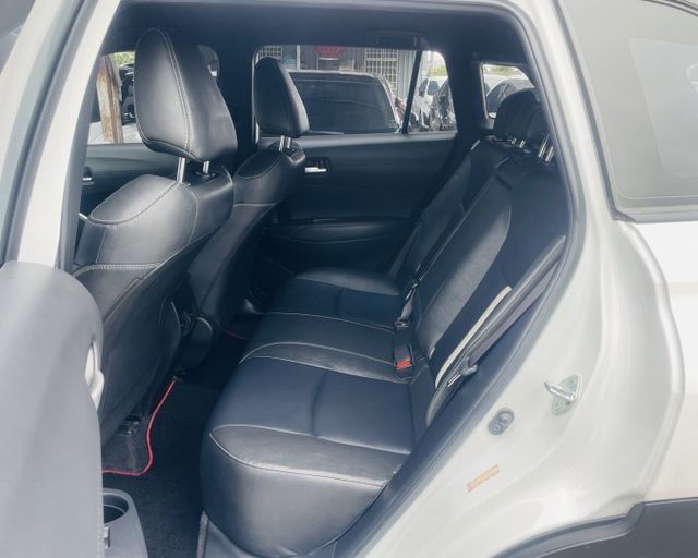 潔承汽車｜Corolla Cross｜汽油｜GR版｜1.8｜I key｜衛星導航｜360環景｜原鈑件｜只跑3萬2｜認證車  第12張相片