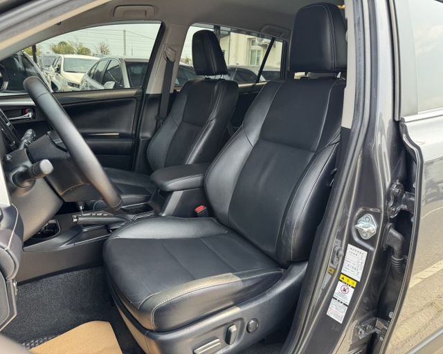 潔承汽車｜RAV4｜2.0｜豪華版｜小改款｜I key｜衛星導航｜倒車顯影｜駕駛座電動椅｜實跑16萬｜認證車  第10張相片