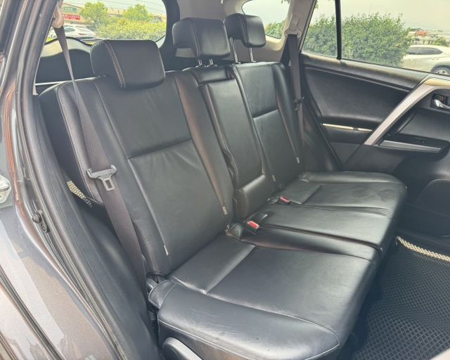 潔承汽車｜RAV4｜2.0｜豪華版｜小改款｜I key｜衛星導航｜倒車顯影｜駕駛座電動椅｜實跑16萬｜認證車  第14張相片